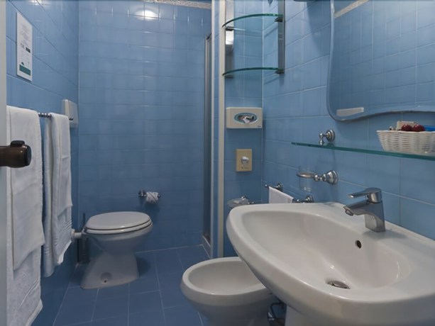 Imagen de la habitación del Hotel Meridiana. Foto 6