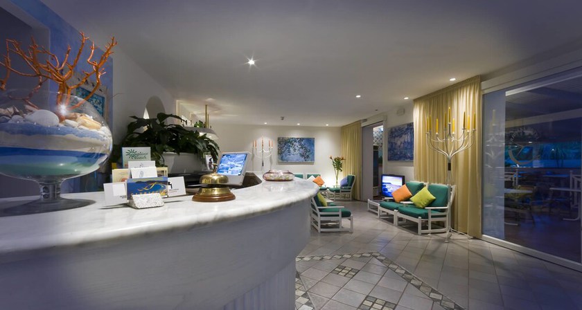Imagen de los interiores del Hotel Meridiana. Foto 16