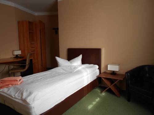 Imagen de la habitación del Hotel Merkur. Foto 10