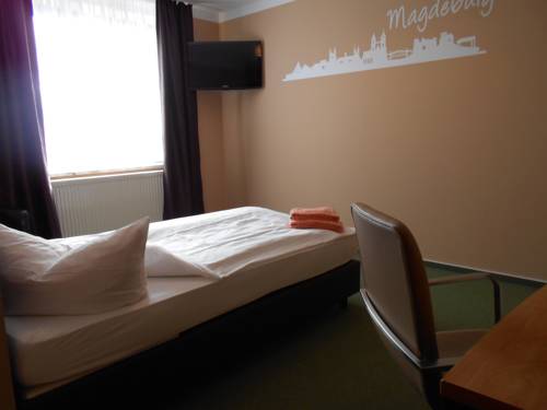Imagen de la habitación del Hotel Merkur, Magdeburg. Foto 11