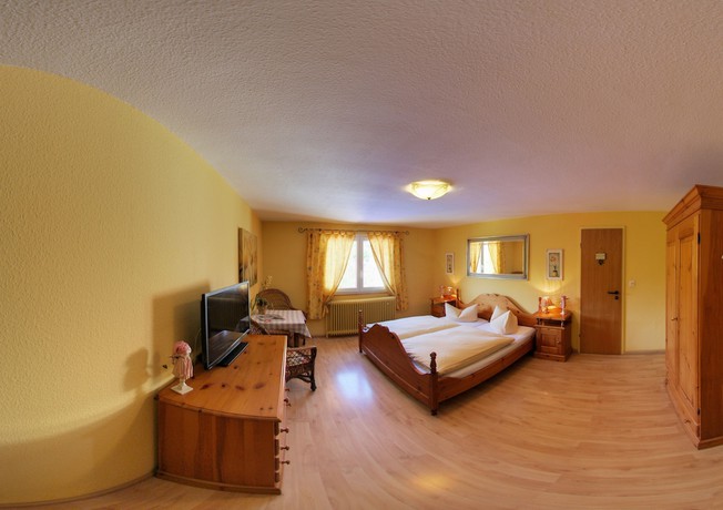 Imagen de la habitación del Hotel Merkurwald-Restaurant Wolpertinger. Foto 10