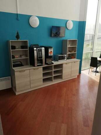 Imagen general del Hotel Mervil Airport. Foto 2