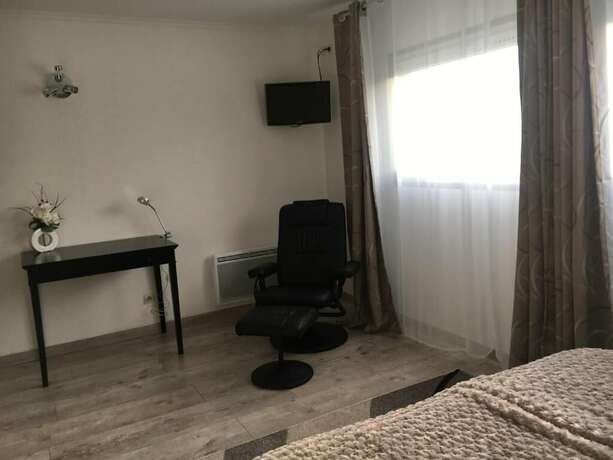 Imagen general del Hotel Mervil Airport. Foto 10