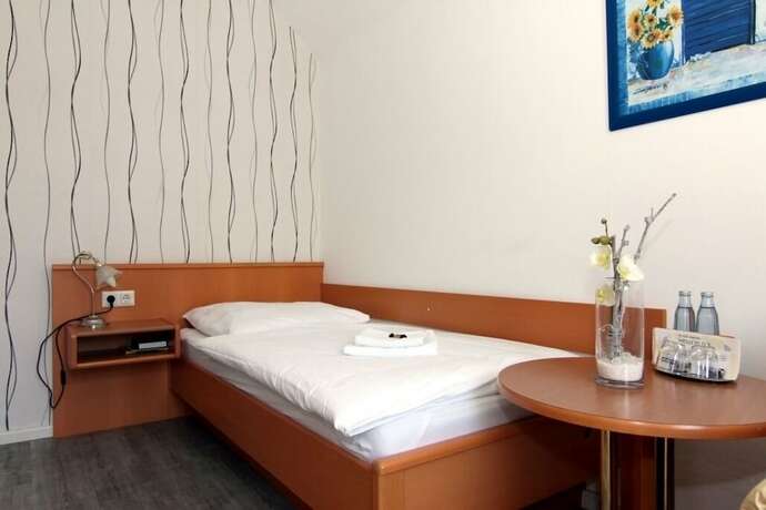 Imagen de la habitación del Hotel Messeblick. Foto 6