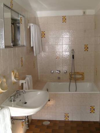 Imagen de la habitación del Hotel Meubl&egrave; Adler - Rooms & Mountain Apartments. Foto 12