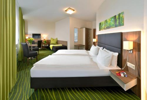 Imagen de la habitación del Hotel Meyer, Glauchau. Foto 6
