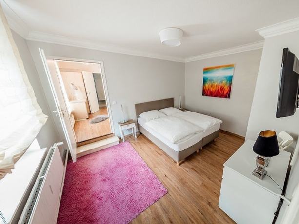 Imagen de la habitación del Hotel Meyer, Kerpen. Foto 6