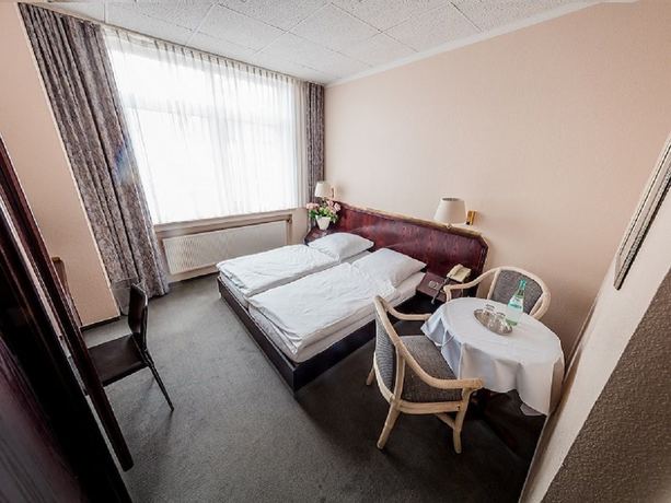 Imagen de la habitación del Hotel Meyer, Kerpen. Foto 9