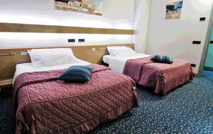 Imagen de la habitación del Hotel Michelangelo - Biella. Foto 7