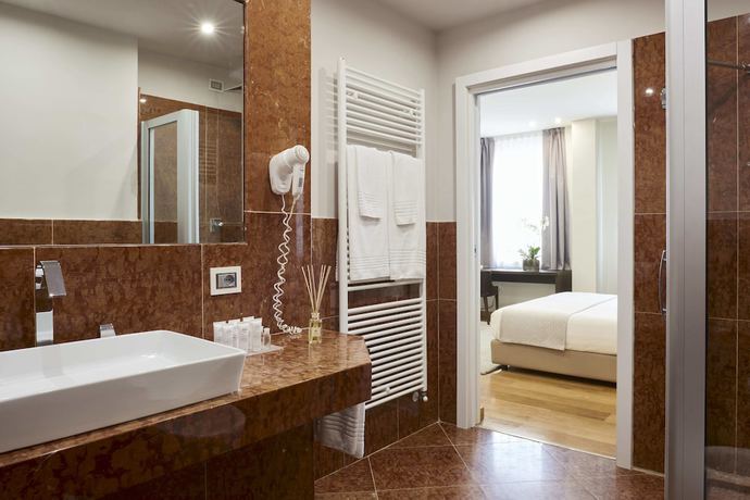 Imagen de la habitación del Hotel Michelangelo, Carrara. Foto 14