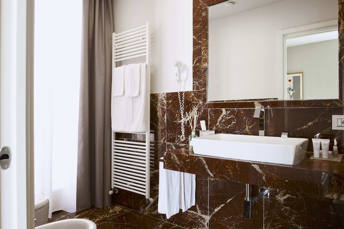 Imagen de la habitación del Hotel Michelangelo, Carrara. Foto 17