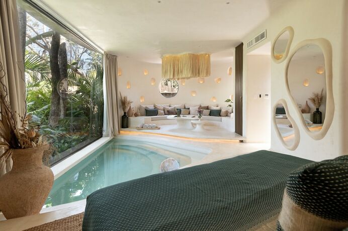 Imagen de la habitación del Hotel Milam, Michelin Key Winner. Foto 23