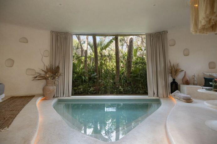 Imagen de la habitación del Hotel Milam, Michelin Key Winner. Foto 29