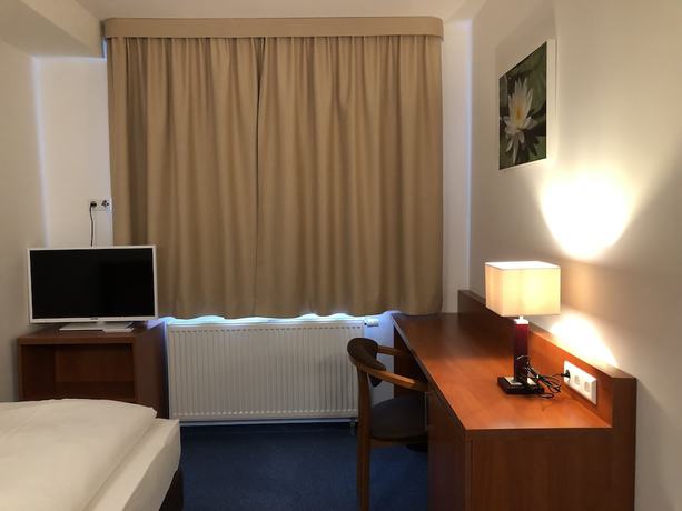 Imagen de la habitación del Hotel Mirabell. Foto 7