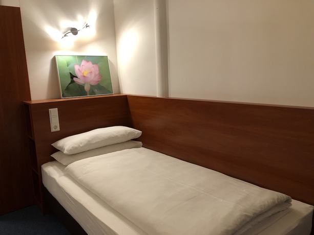 Imagen de la habitación del Hotel Mirabell. Foto 11