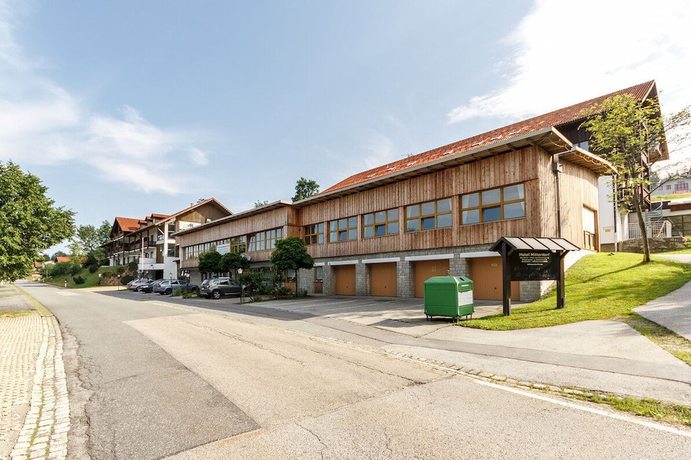 Imagen de los exteriores del Hotel Mitterdorf. Foto 15