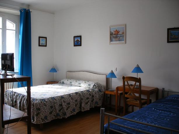 Imagen de la habitación del Hotel Modern. Foto 4