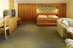 Imagen general del Hotel Mohnenfluh. Foto 4