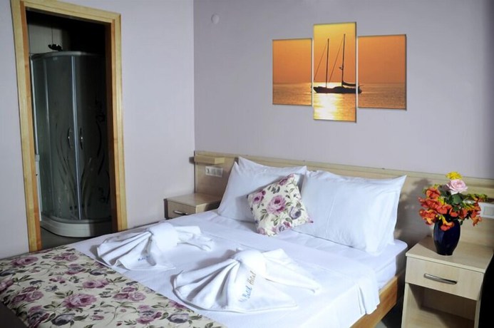 Imagen de la habitación del Hotel Mola. Foto 3