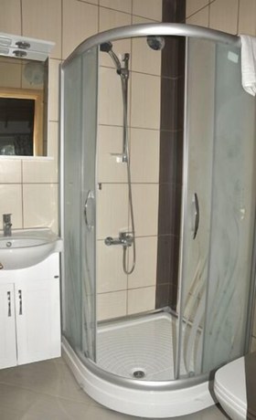 Imagen de la habitación del Hotel Mola. Foto 14