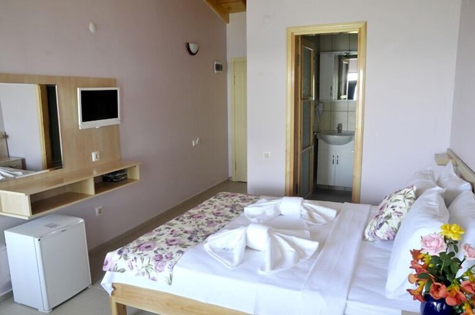 Imagen de la habitación del Hotel Mola. Foto 16