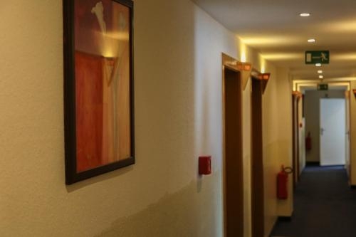 Imagen general del Hotel Mona. Foto 1