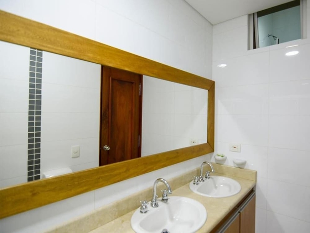 Imagen de la habitación del Hotel Monarca, Sabaneta. Foto 15