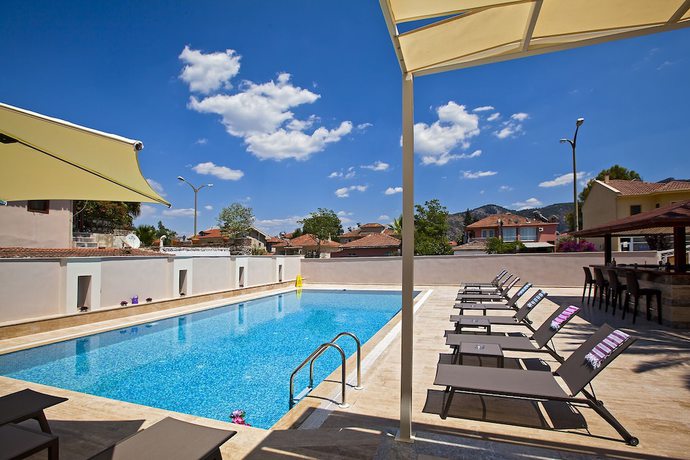 Imagen de la piscina del Hotel Montana, Dalyan. Foto 19