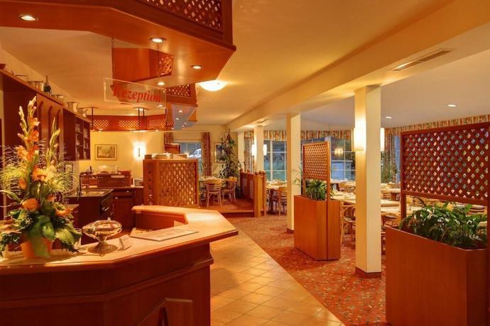 Imagen de los interiores del Hotel Montana Lauenau. Foto 18