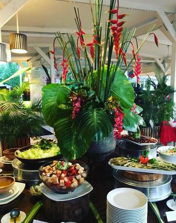 Imagen del bar/restaurante del Hotel Montana, Puerto Pr&iacute;ncipe. Foto 12