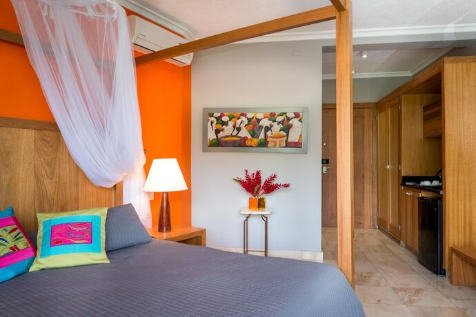 Imagen de la habitación del Hotel Montana, Puerto Pr&iacute;ncipe. Foto 20