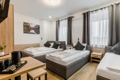 Imagen de la habitación del Hotel Montenegro. Foto 14