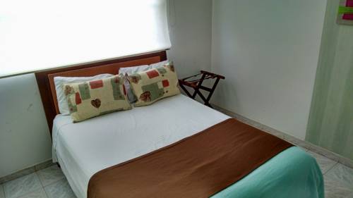 Imagen de la habitación del Hotel Monteria Real. Foto 2