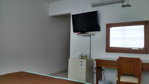 Imagen de la habitación del Hotel Monteria Real. Foto 3