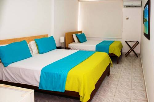 Imagen de la habitación del Hotel Monteria Real. Foto 4