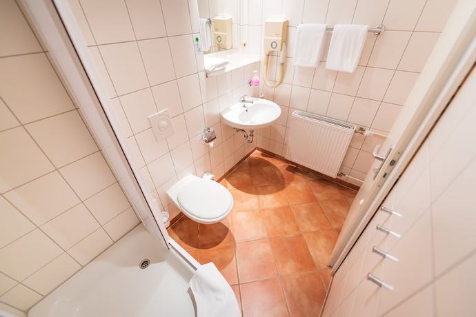 Imagen de la habitación del Hotel Mukran. Foto 15