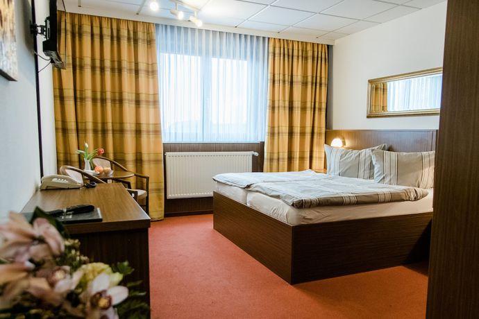Imagen de la habitación del Hotel M&uuml;ller. Foto 17
