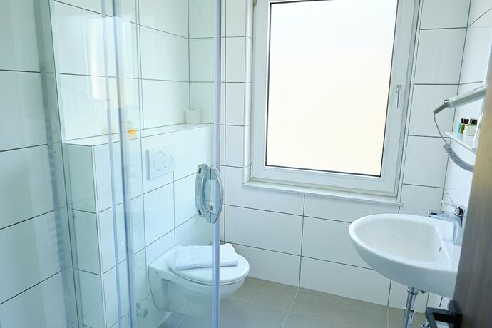 Imagen de la habitación del Hotel M&uuml;nden. Foto 17