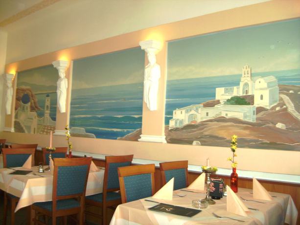 Imagen del bar/restaurante del Hotel Mykonos. Foto 2