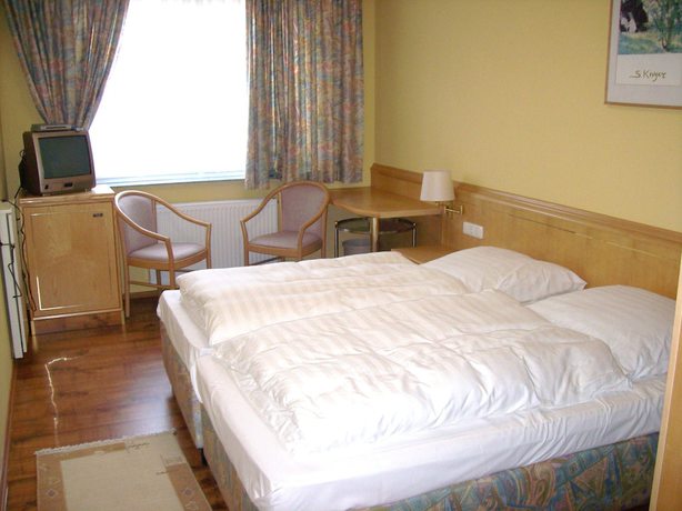 Imagen de la habitación del Hotel Mykonos. Foto 15