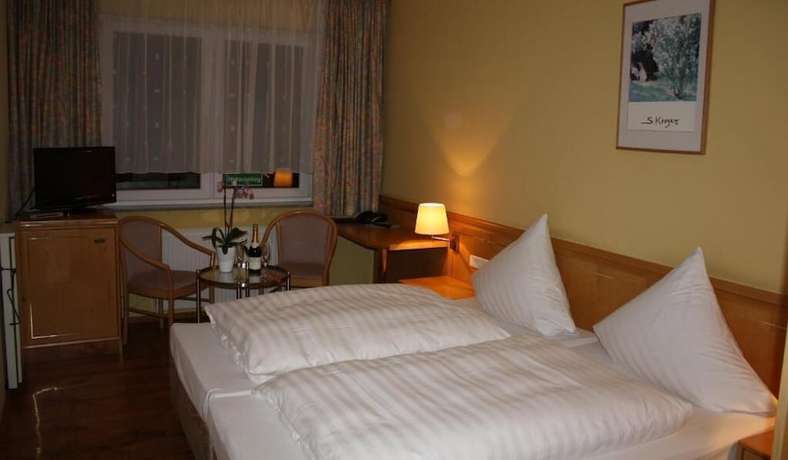 Imagen de la habitación del Hotel Mykonos. Foto 17
