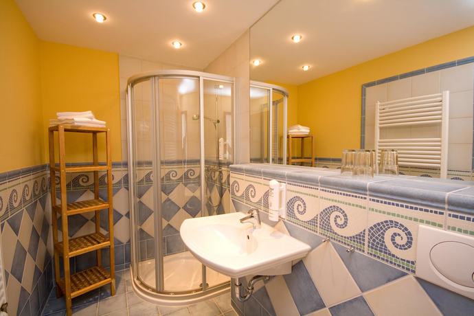 Imagen de la habitación del Hotel Nautilus. Foto 17