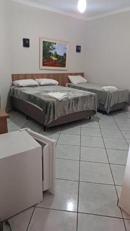 Imagen de la habitación del Hotel Nazar&eacute;. Foto 15