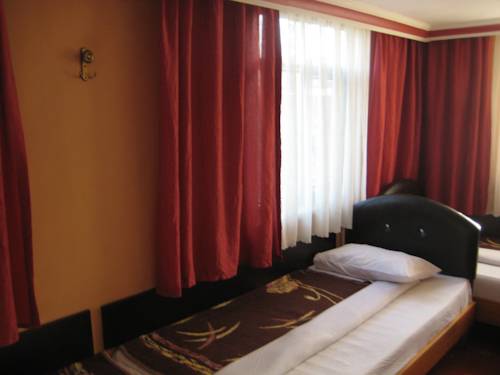 Imagen de la habitación del Hotel Necmi. Foto 2