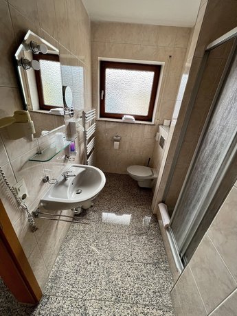 Imagen de la habitación del Hotel Nehrener Hof. Foto 12