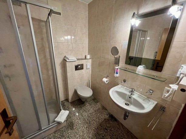 Imagen de la habitación del Hotel Nehrener Hof. Foto 14