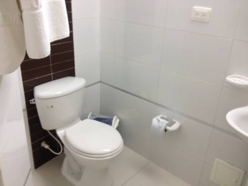 Imagen de la habitación del Hotel Nelson`s Inn. Foto 1