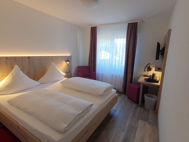 Imagen de la habitación del Hotel Neuenburger Hof. Foto 4