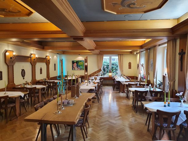 Imagen del bar/restaurante del Hotel Neuenburger Hof. Foto 3