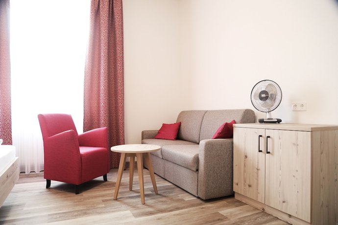Imagen de la habitación del Hotel Neuenburger Hof. Foto 12